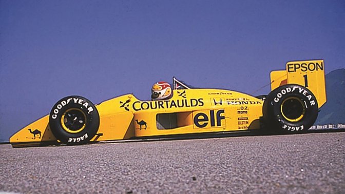 Regerend F1 wereldkampioen Nelson Piquet bestuurde de met een Honda motor uitgeruste Lotus 100T tijdens het seizoen van 1988.
