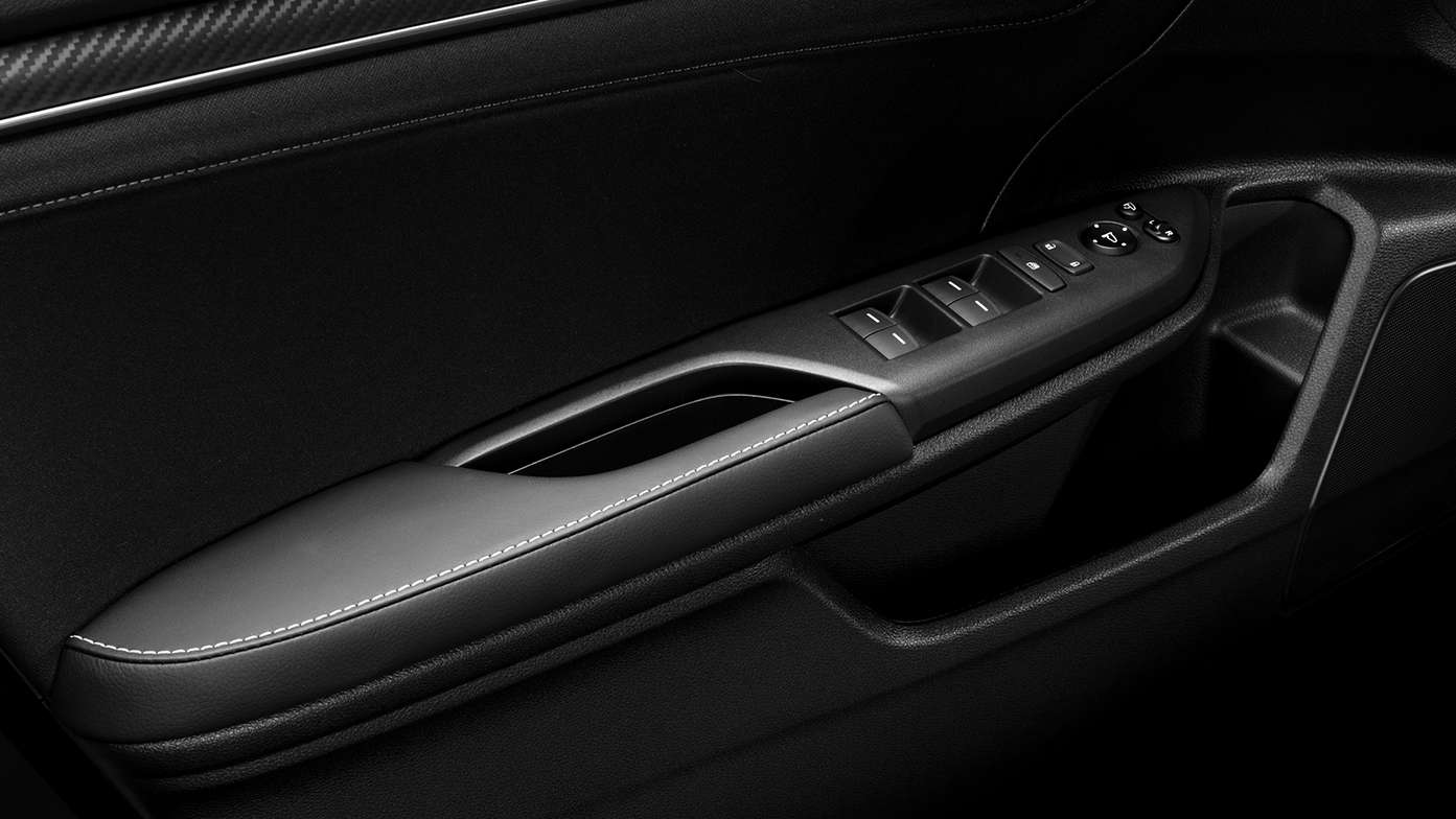 Zijaanzicht lederen stoelen Civic 5-deurs airbagsysteem