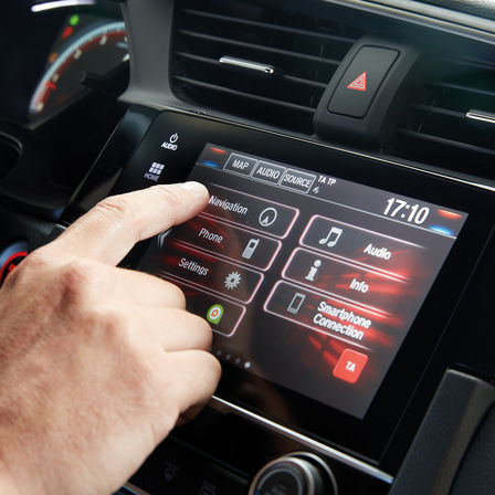 Close-up van Honda CONNECT-infotainmentsysteem.