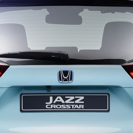 Close-up van de achterkant van Honda Jazz Crosstar