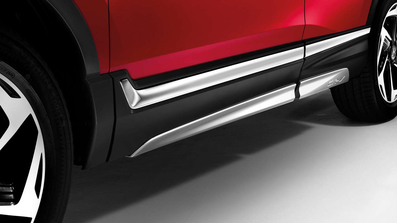 Close-up sierlijsten onderaan Honda CR-V.