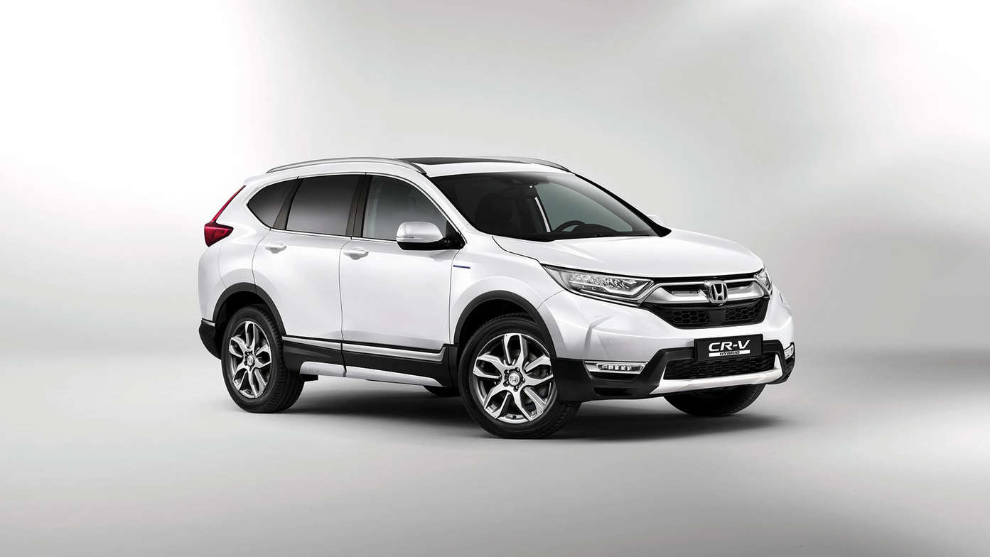 Driekwart vooraanzicht van de Honda CR-V Hybrid met Style Pack.