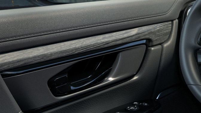 Honda CR-V zwart houtnerfeffect deuren en console