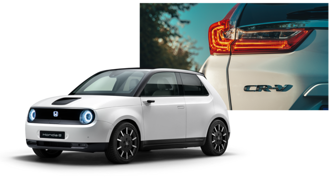 Driekwart vooraanzicht van Honda Clarity brandstofcel met Honda logo.