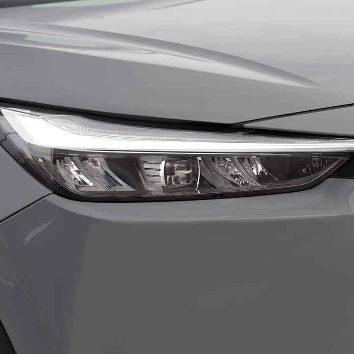 Close-up van de koplamp van de HR-V. 