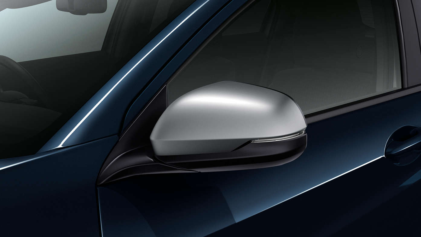Close-up van Honda HR-V spiegelkappen.