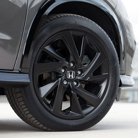 Close-up van wiel Honda HR-V Sport.