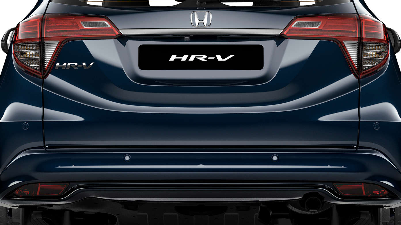 Achteraanzicht van de Honda HR-V met bumper en achterlicht.