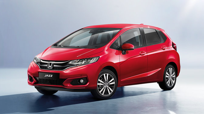 Close-up koplampen Honda Jazz.