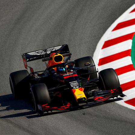 Uitsnede van de Aston Martin Red Bull Formule 1-auto.