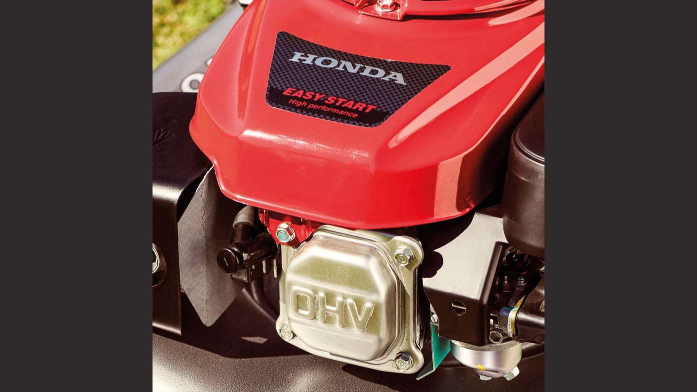 Close up van Honda HRD easy start op grasmaaier