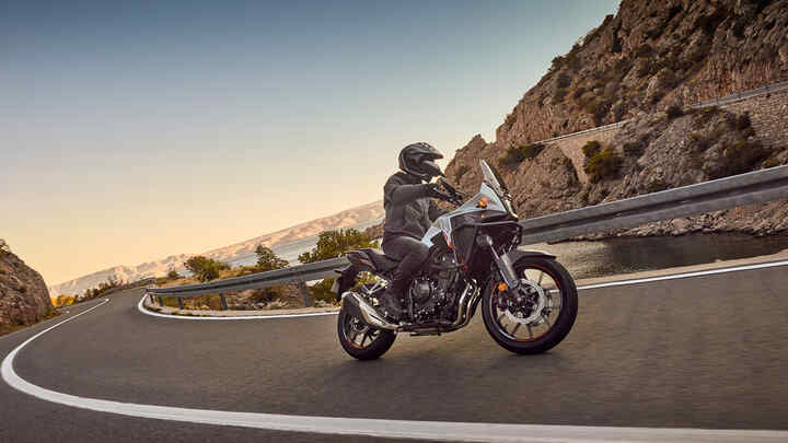 Honda CB500 Hornet driekwart vooraanzicht