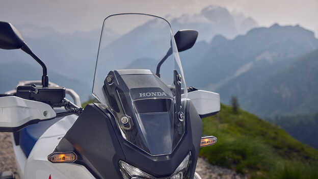 Close-up van het duurzame Durabio-materiaal op de XL750 Transalp.