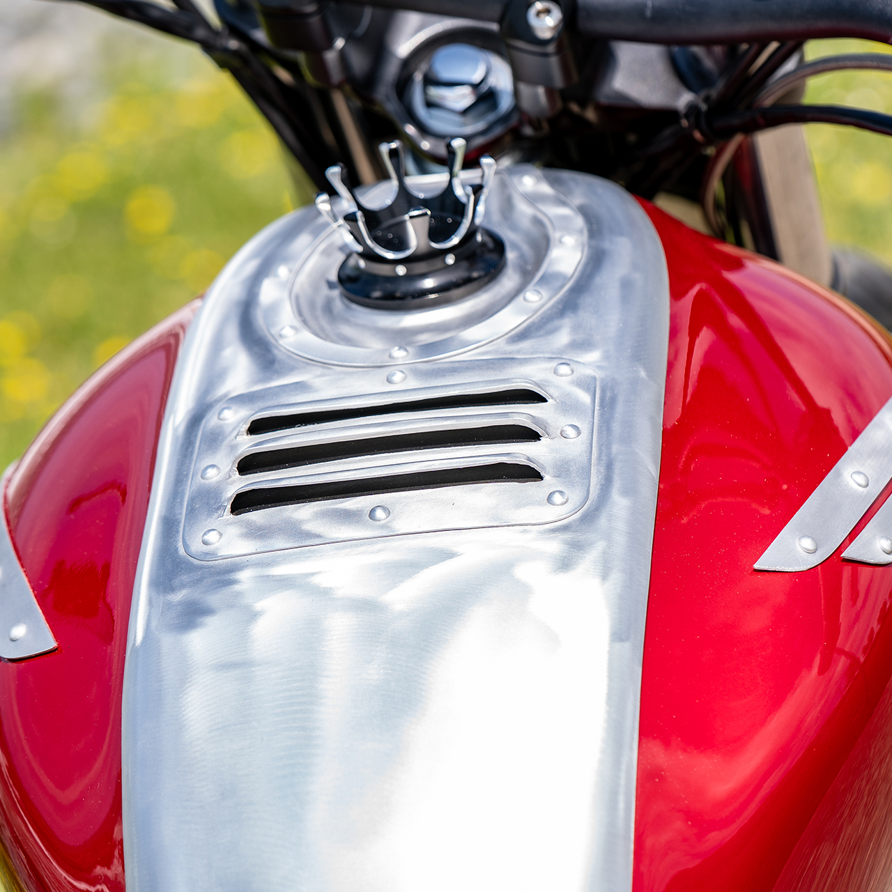 Silver Bullet custom GB350S close-up