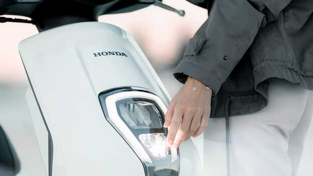 Honda EM1 e: LED-koplamp