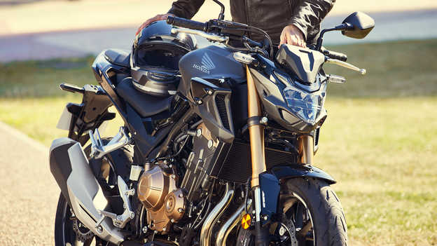 CB500F - Agressieve Naked-uitstraling & nieuwe graphics