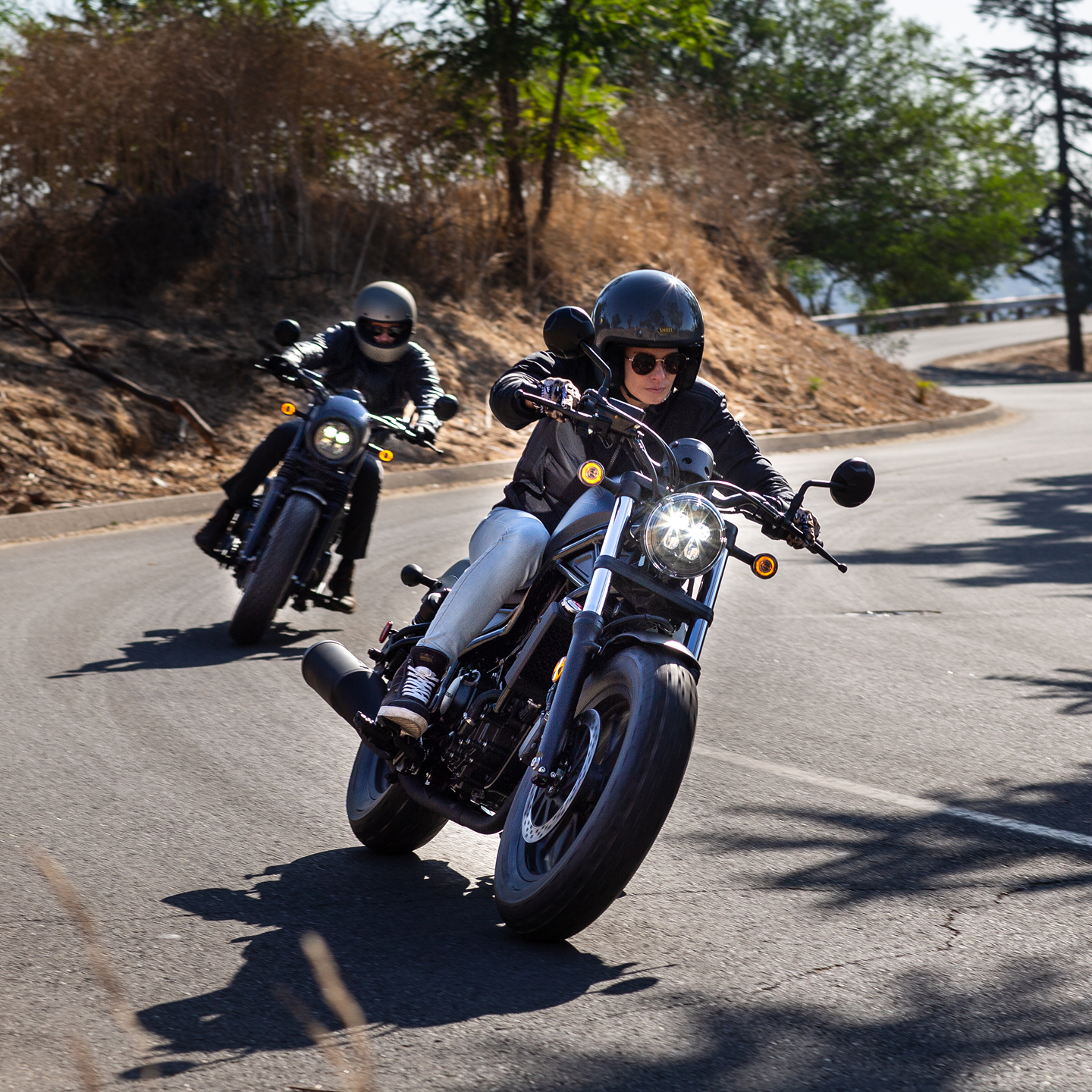 CMX500 Rebel met twee rijders