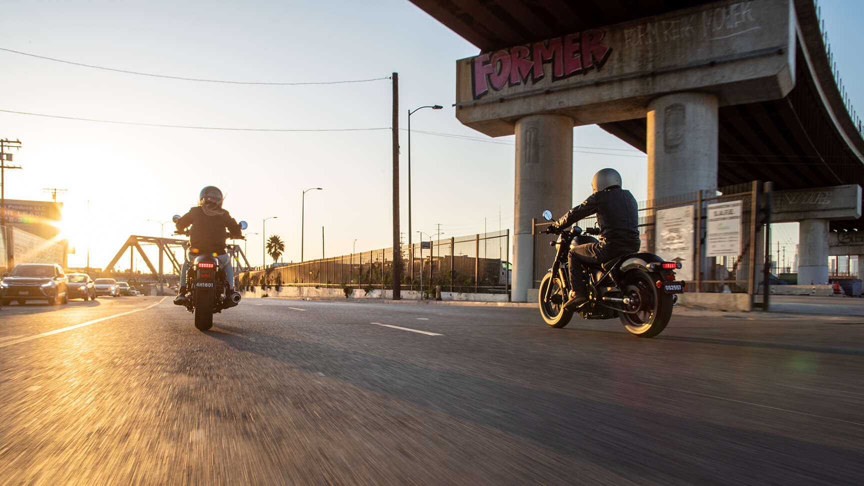 CMX500 Rebel met twee rijders