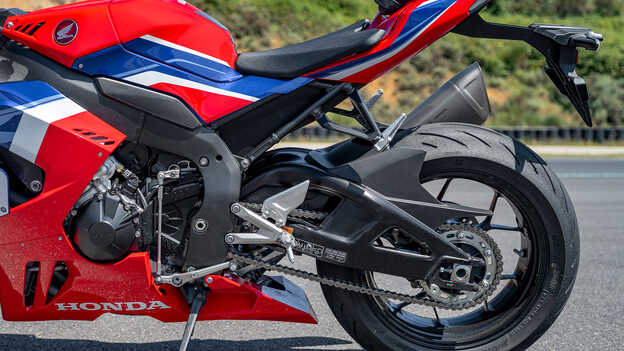 Honda CBR1000RR-R Fireblade met aluminium swingarm gebaseerd op RC213V