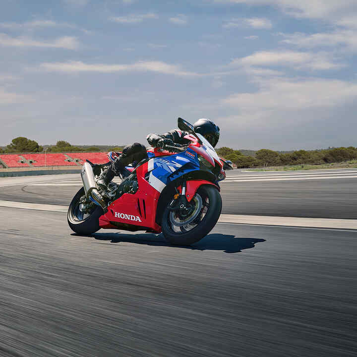 Honda CBR1000RR-R Fireblade met hoogtoerige viercilinder-in-lijn